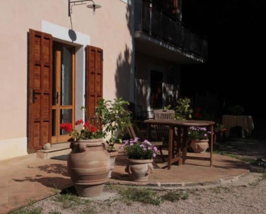 Apartment In Nature,10Min From City Perugia Exterior foto